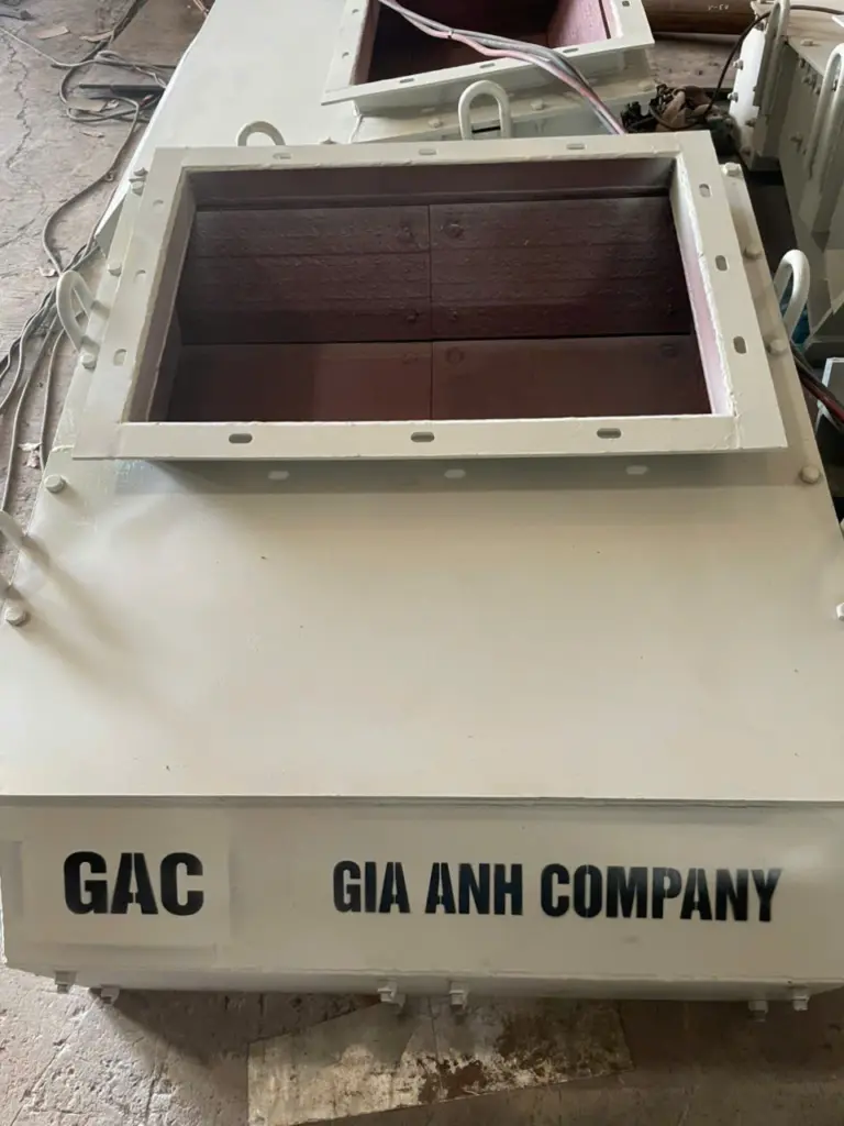Dự án sàn rung ngang chống mài mòn tại Silo A, Hòa Phát Dung Quất - Hình ảnh dự án