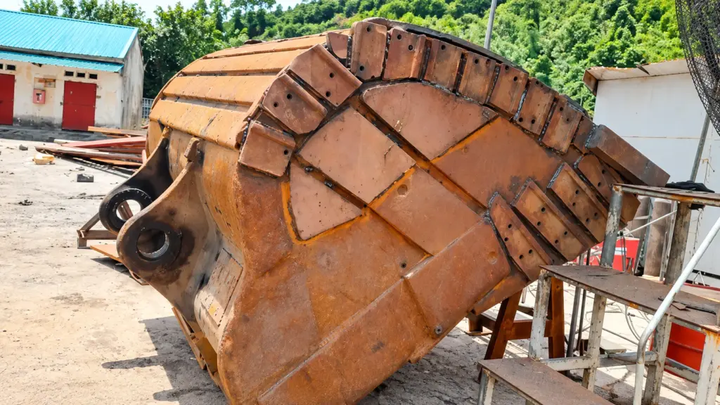 gầu xúc théo hardox 500 tuf